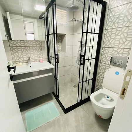 E-my Marina Apartment *